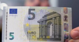 Cinque euro